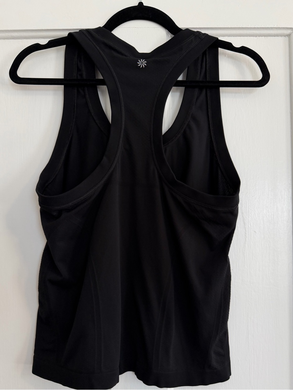 Athleta Black Momentum Seamless Tank Size Large - Picture 3 of 10